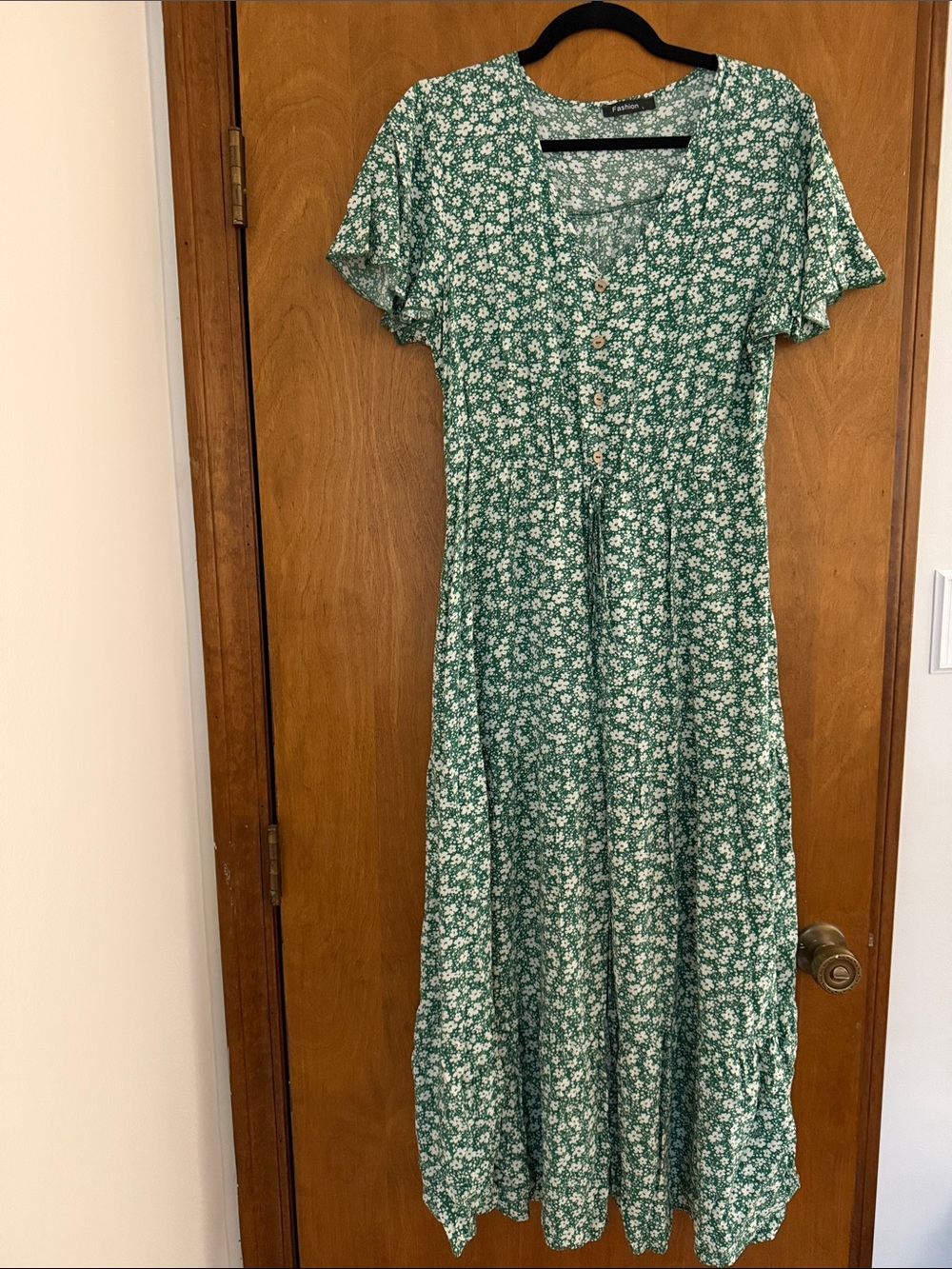 Green Floral Button-Front Maxi Dress with Flutter Sleeves